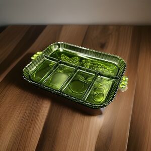 Vintage Set Of Avocado Green Indiana Glass TV Snack/Meal Trays